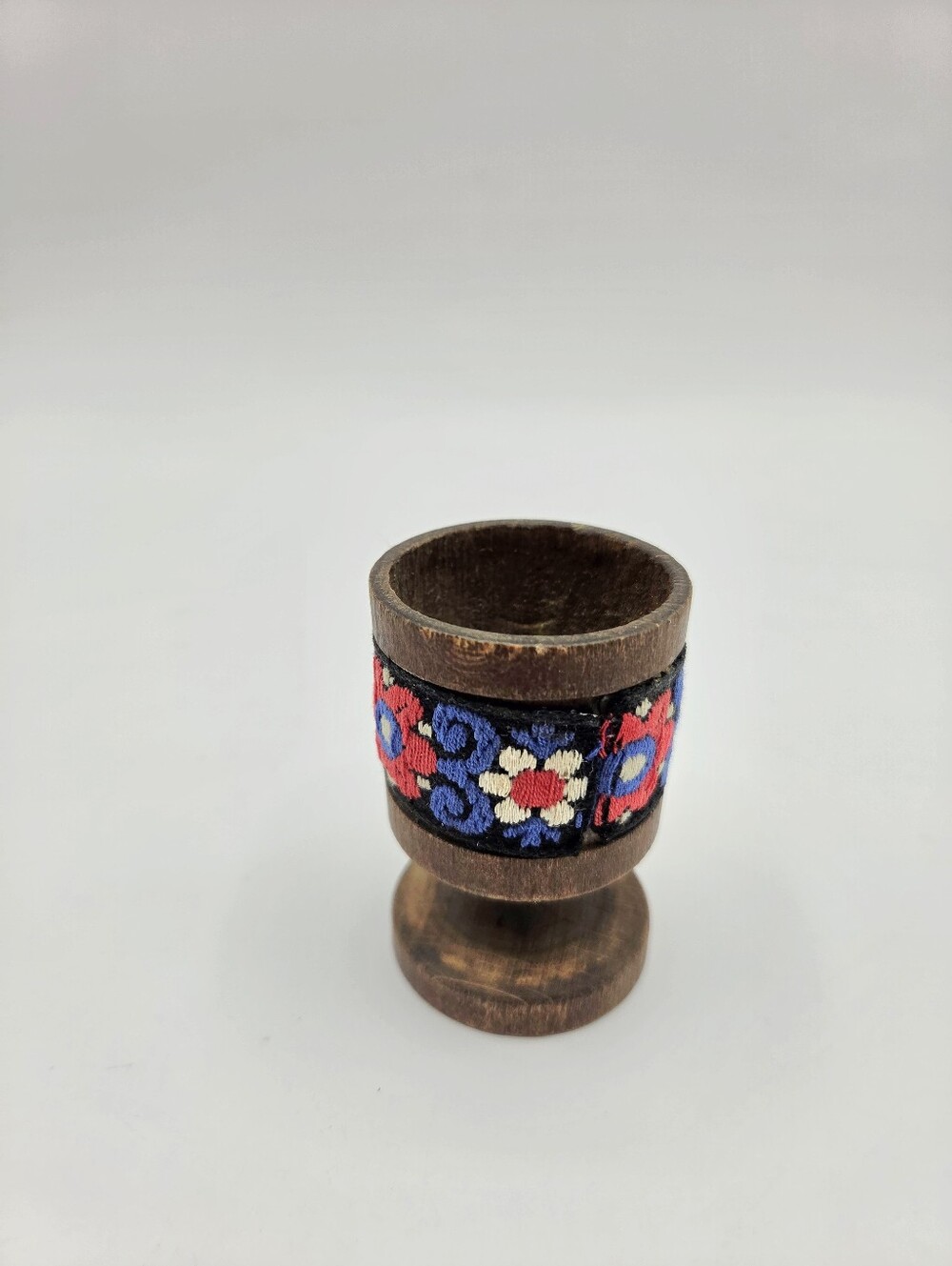 Handcrafted Wooden Egg Cup with Colorful Embroidered Accent - Picture 4 of 6